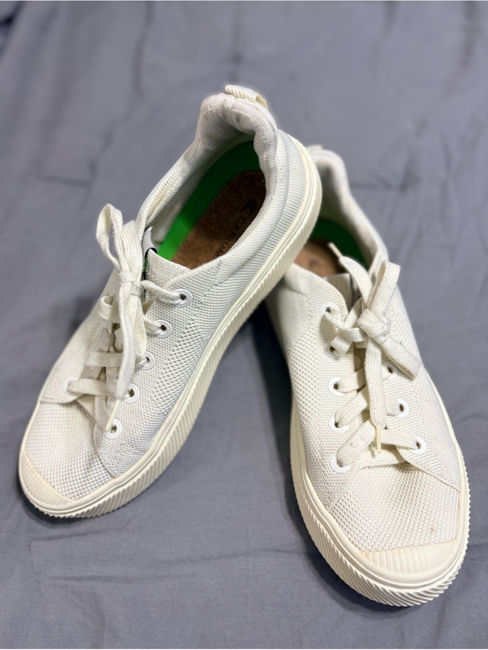 Cariuma Rio Unisex Fun Canvas OCA Low Sneakers White Women Sz 9.5 Men’s Sz 8